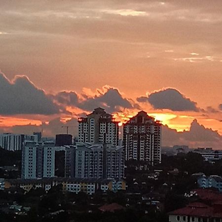 A Room In Aparnt Sri Impian Johor Bahru Zewnętrze zdjęcie