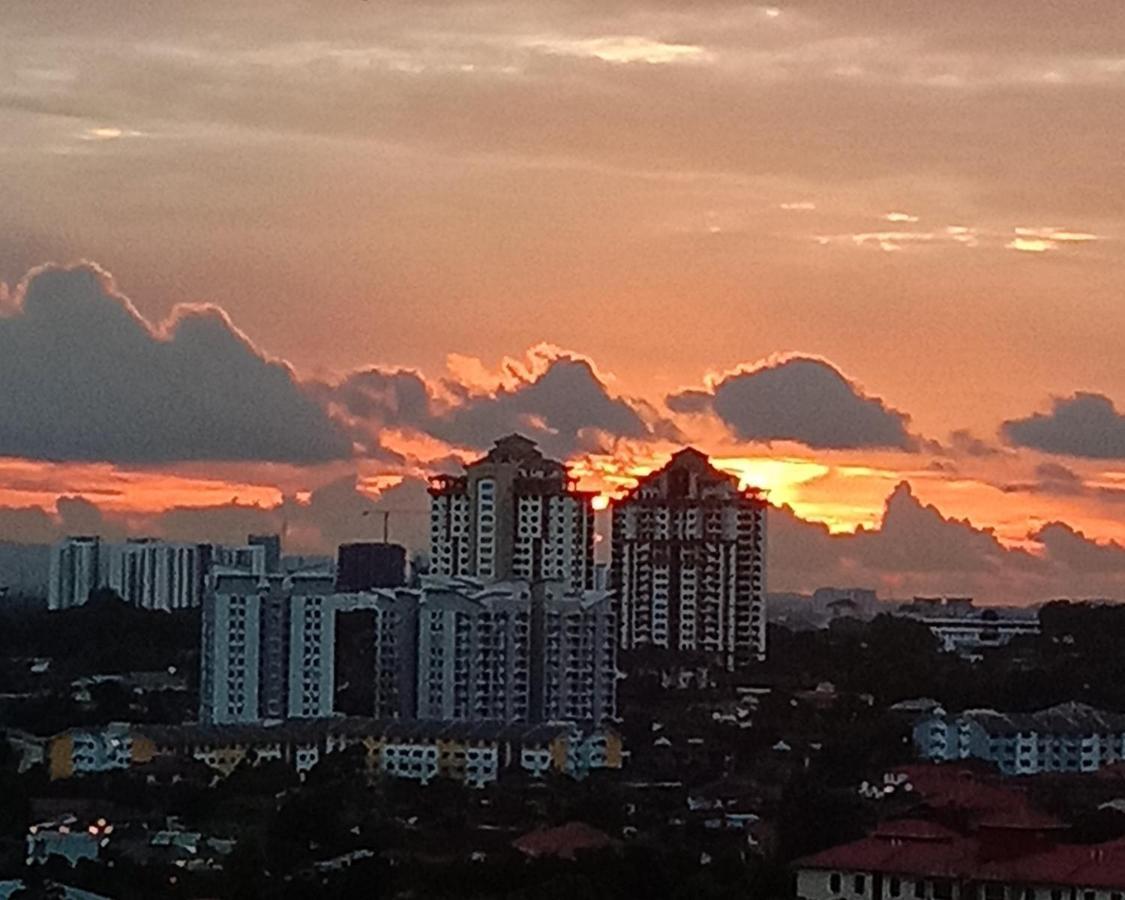 A Room In Aparnt Sri Impian Johor Bahru Zewnętrze zdjęcie